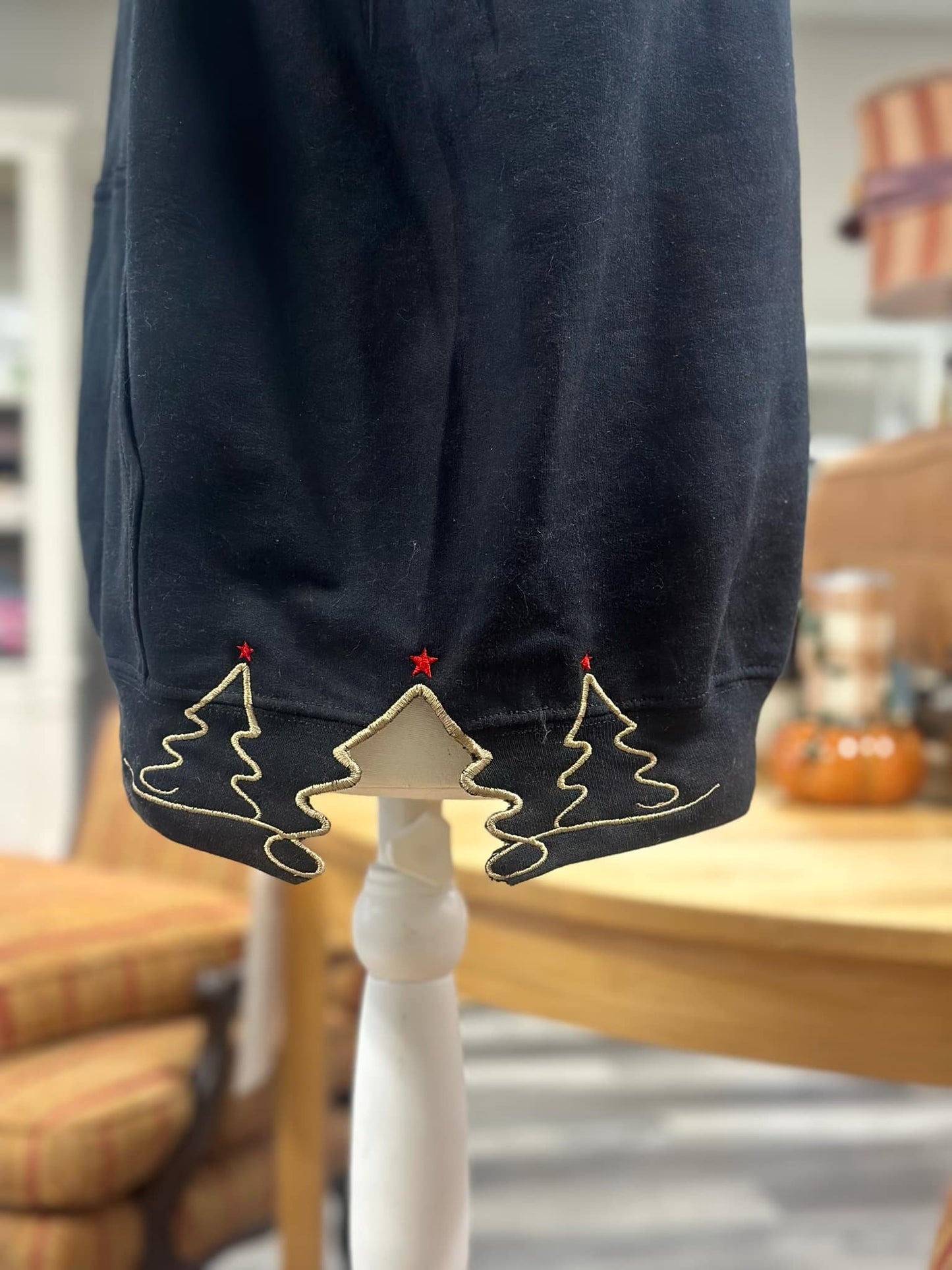 Applique Side Split Sweatshirt