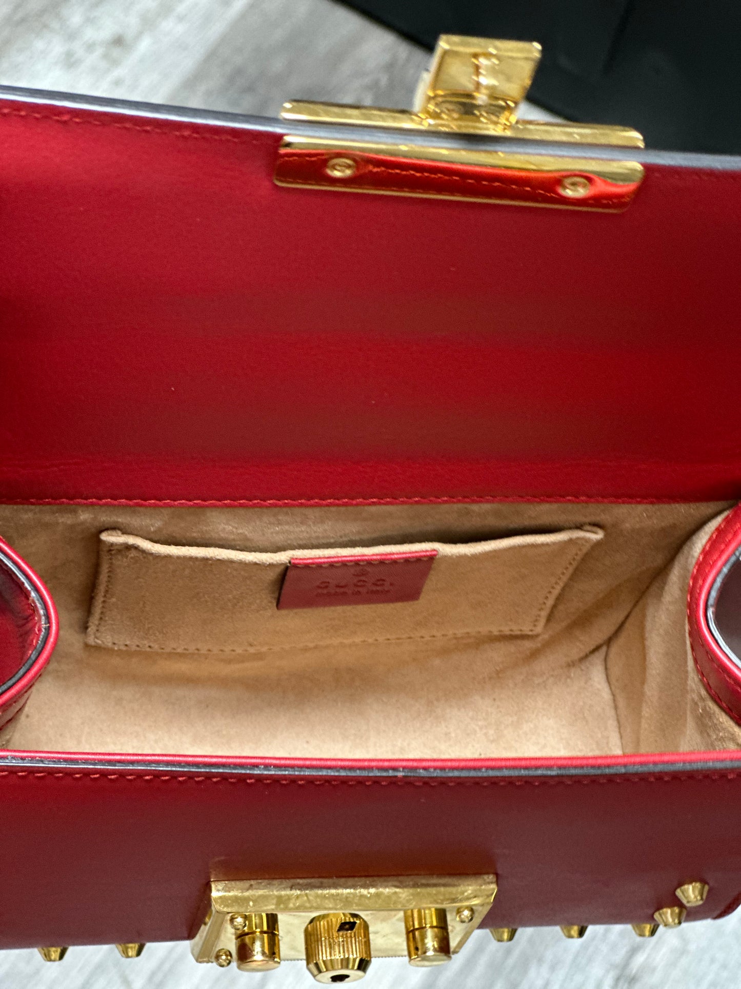 Gucci Pearl Padlock Mini Red